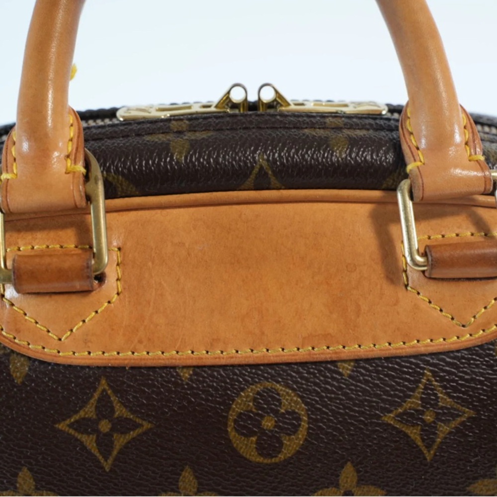 🎉 24 Hour Sale 💯Authentic LOuis Vuitton Trouville Handbag 👜 - Picture 8 of 15